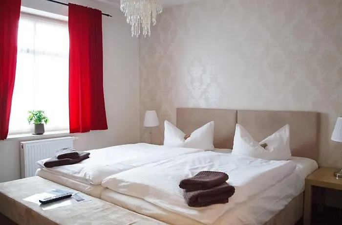 Cityhotel Am Paradies 3*